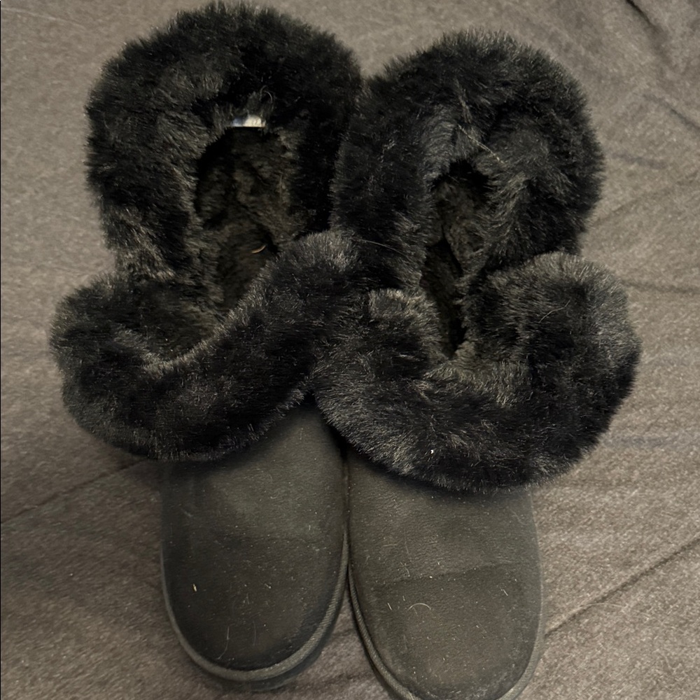 Cloudwalkers Black Faux Fur Ankle Booties